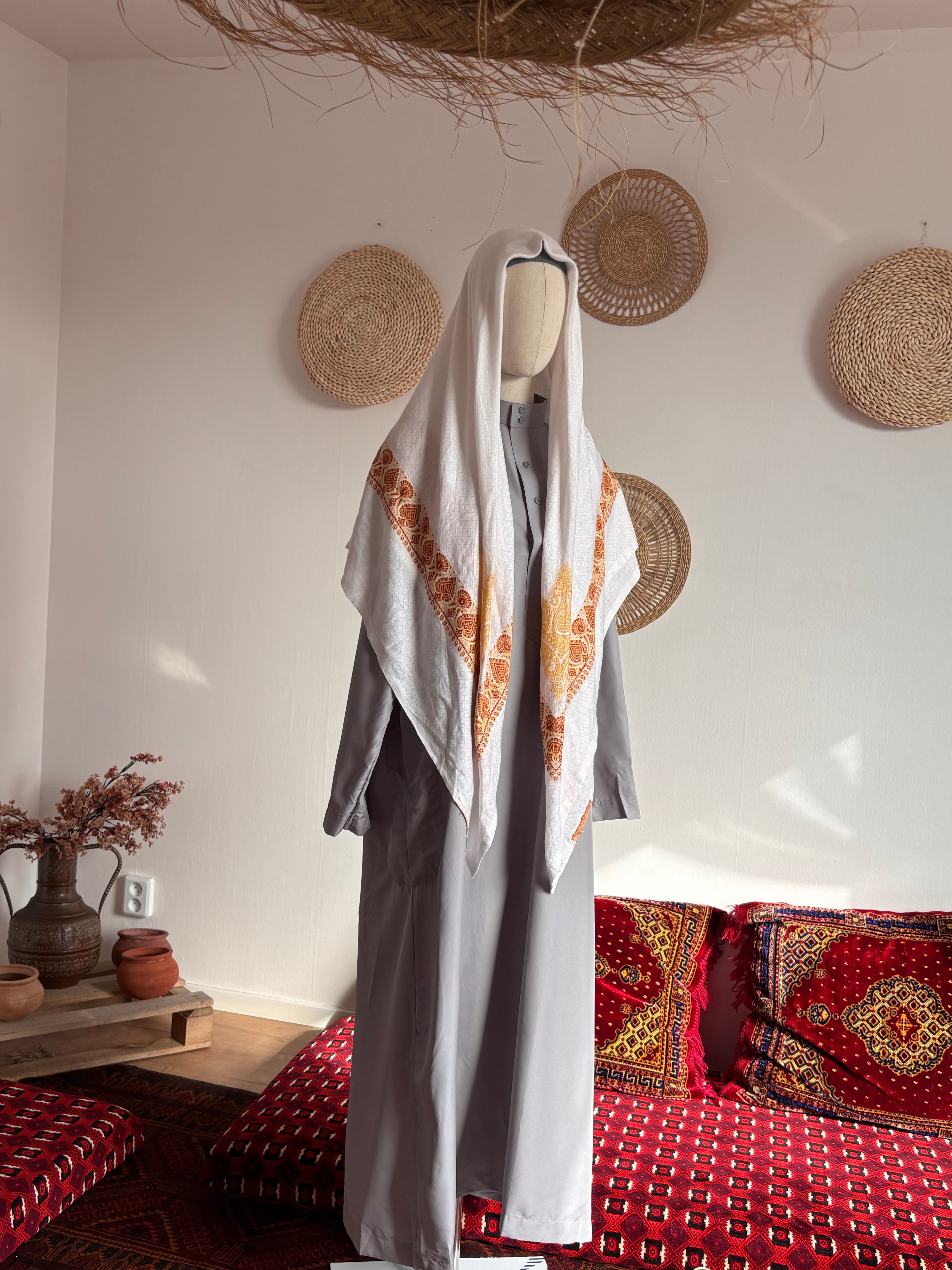 Ash Grey Thobe & White Shemagh Bundle