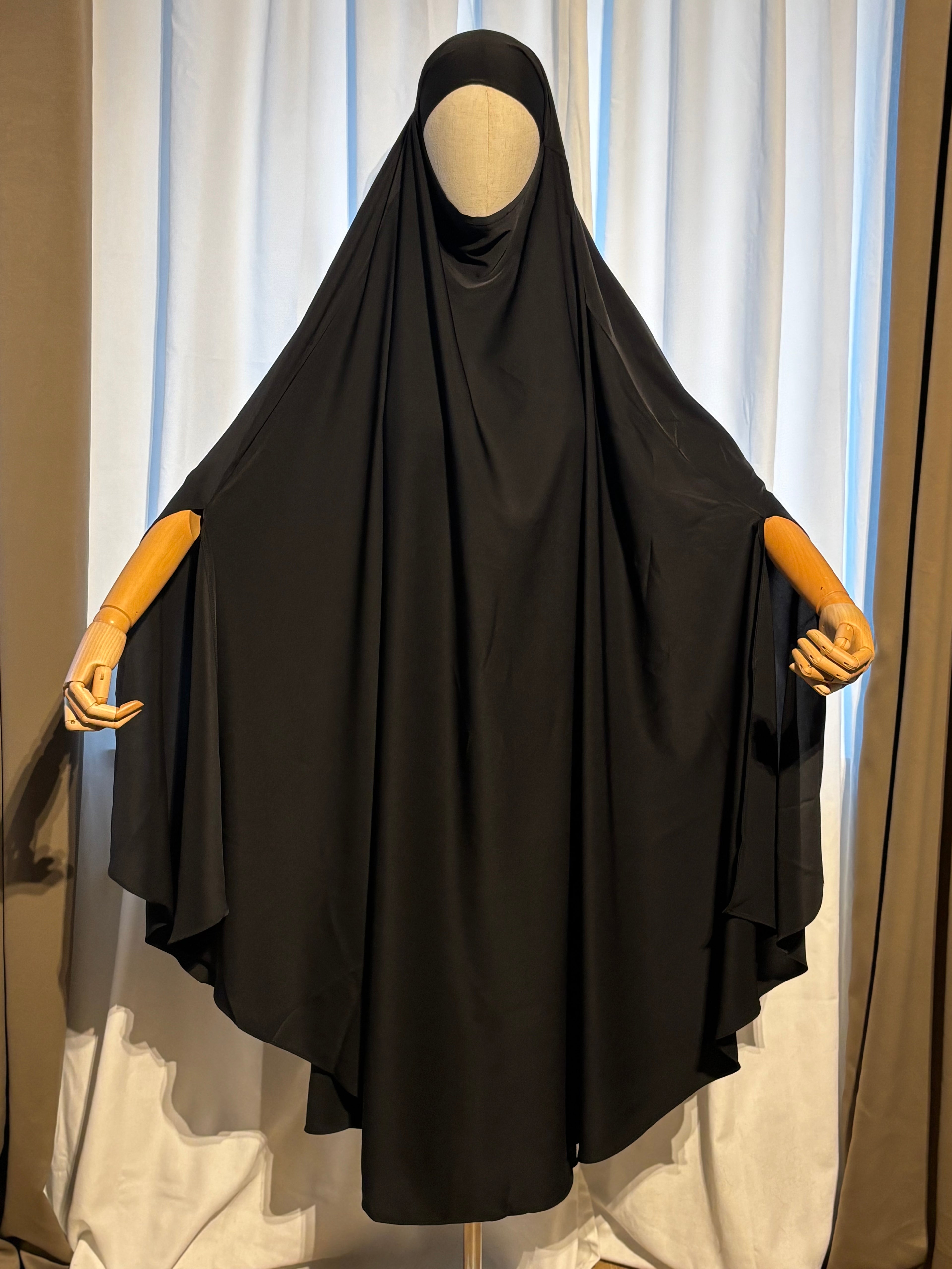 Svart Slit-Khimar