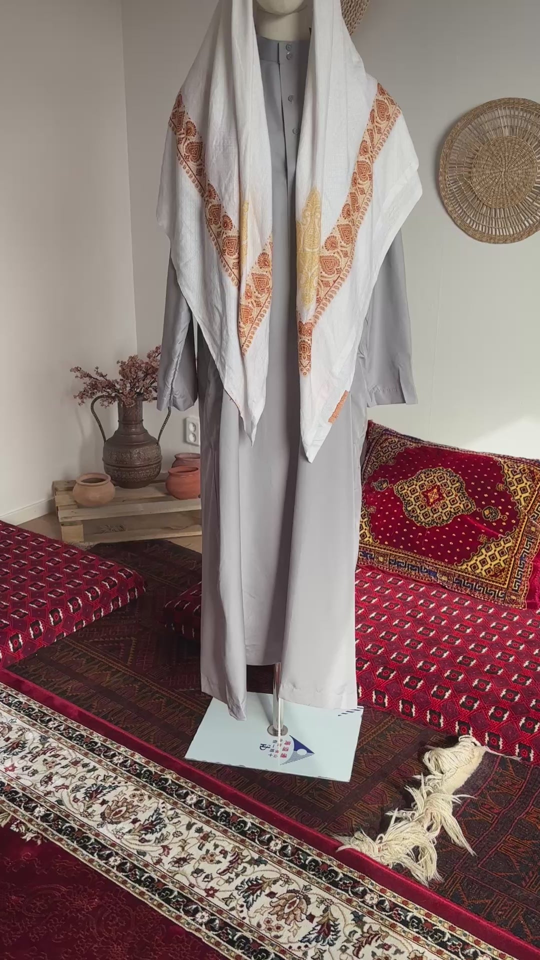 Ash Grey Thobe & White Shemagh Bundle